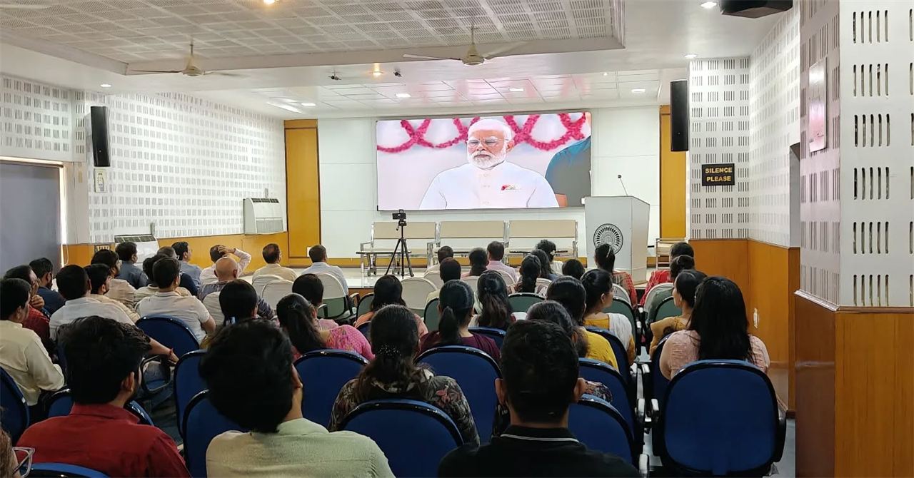 JNARDDC ने 7 नवंबर 2025 को वंदे मातरम् के ऐतिहासिक 150 वर्ष पूरे होने का उत्सव देशभक्ति और राष्ट्रीय गर्व के साथ मनाया।