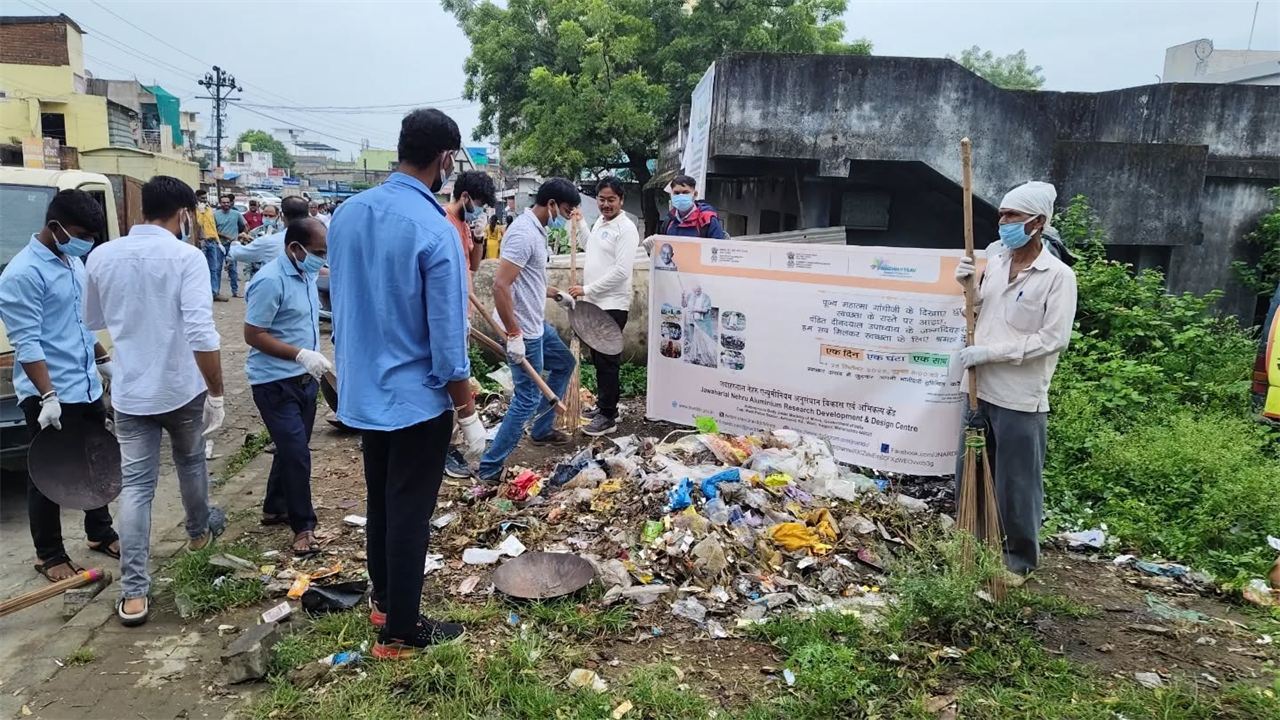 As part of the nationwide campaign Swachhata Hi Seva 2025, #JNARDDC team, in collaboration with Wadi Nagar Parishad and NGO Feedback Foun...