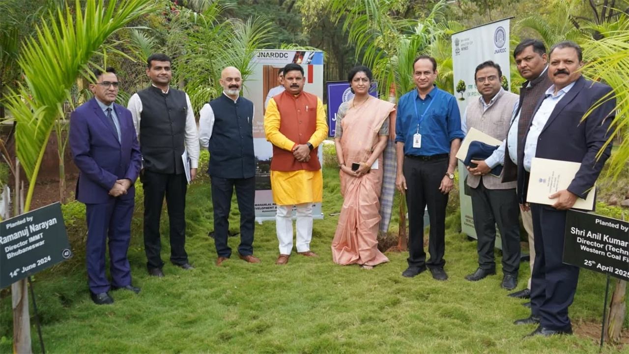 JNARDDC, नागपुर को 27 नवंबर 2025 को भारत सरकार के कोयला और खान राज्य मंत्री और राज्य सभा के सदस्य, श्री सतीश दुबे जी की मेज़बानी करने का सम्मान मिला।